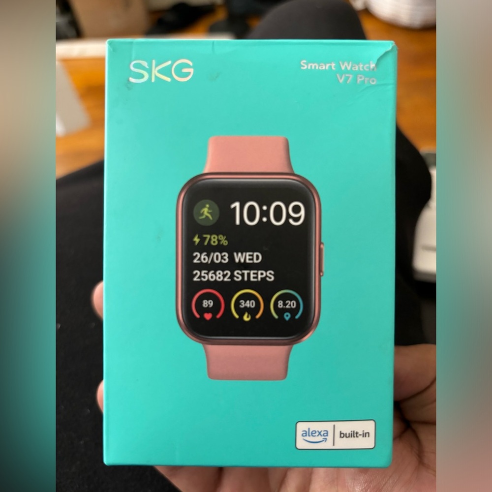 Smart watch IPhone or android NWOT